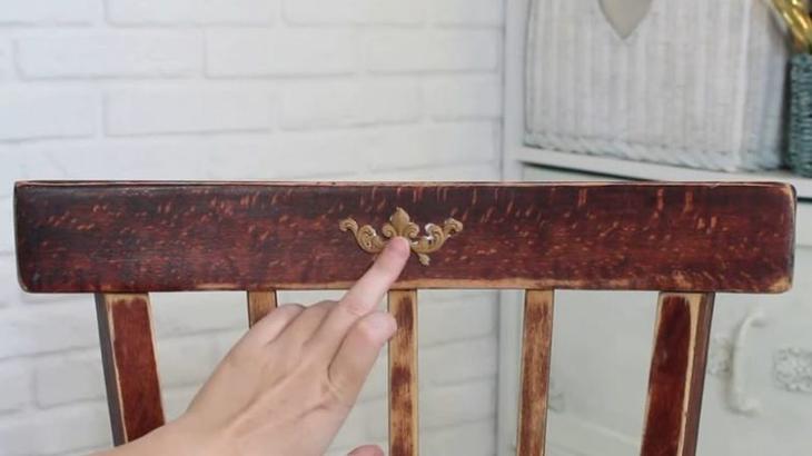 Вторая жизнь старого советского стула