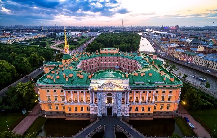 10 резиденций российских императоров, которые поражают своей роскошью