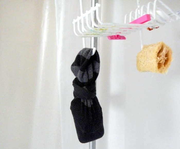 20 полезных применений одинокому носку