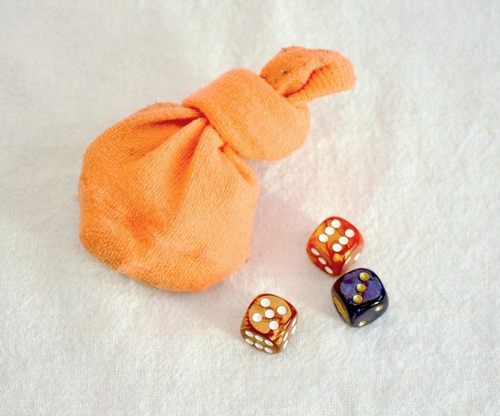 20 полезных применений одинокому носку