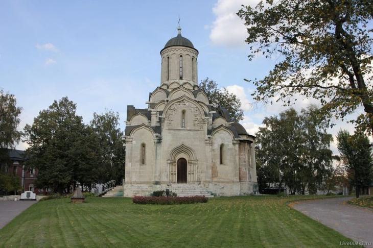 9 уникальных мест Москвы, где можно почувствовать дух настоящей старины