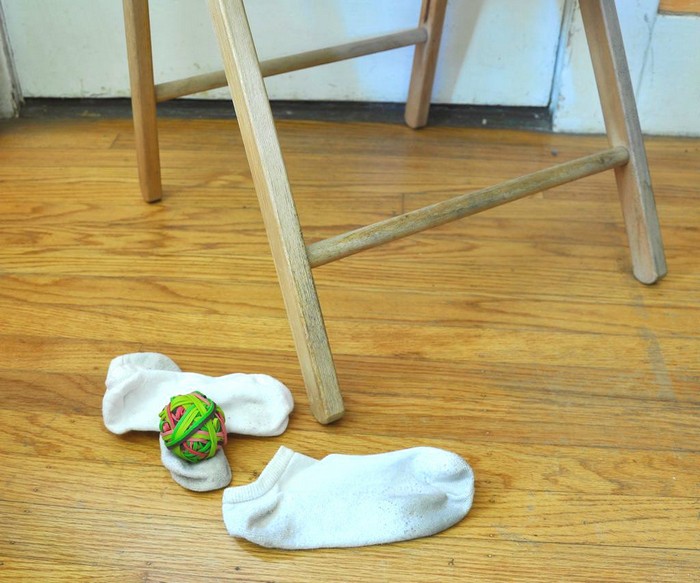 Без пары: 15 полезных применений одинокого носка