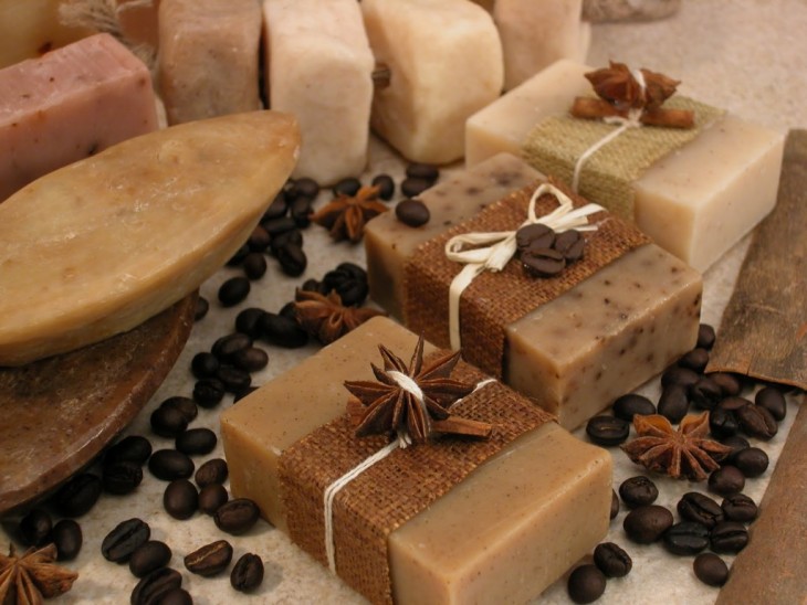 Чудесное мыло своими руками: практичные советы по мыловарению