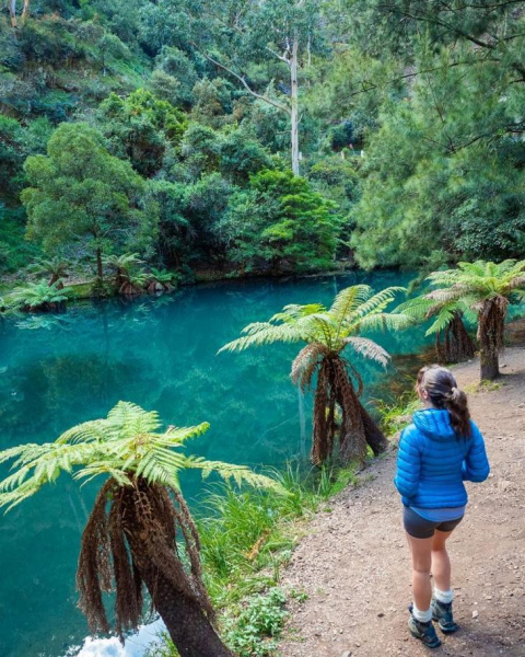 Фантастическое австралийское озеро с бирюзовой водой