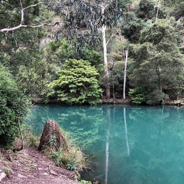 Фантастическое австралийское озеро с бирюзовой водой