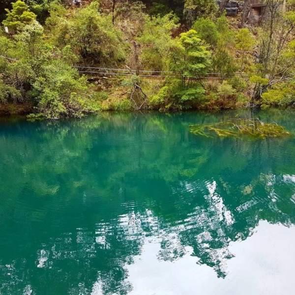 Фантастическое австралийское озеро с бирюзовой водой