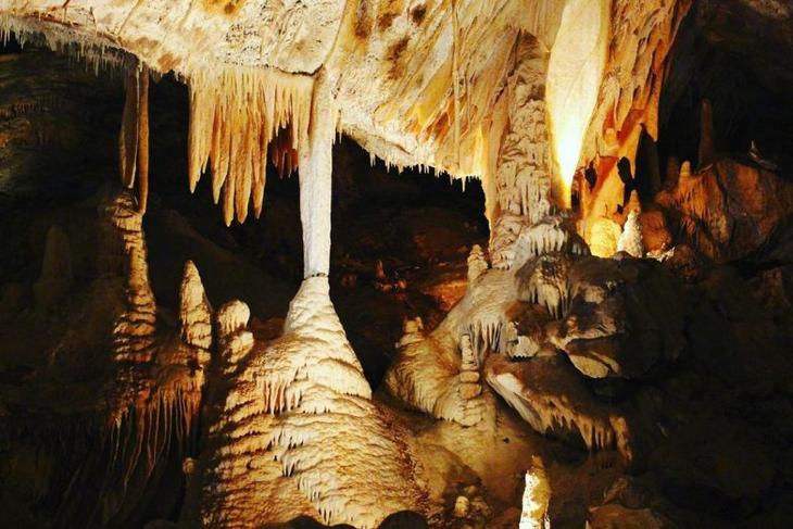 Фантастическое австралийское озеро с бирюзовой водой