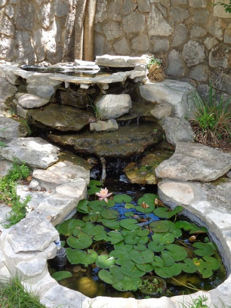 Как из старых покрышек сделать дачу с видом на озеро или пруд