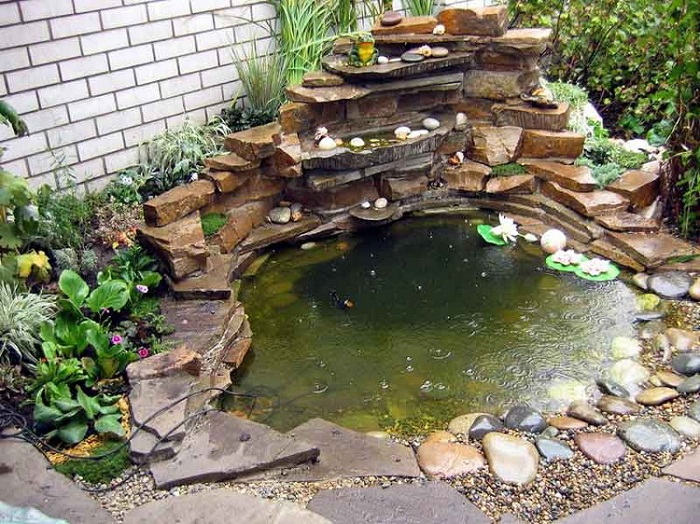 Как из старых покрышек сделать дачу с видом на озеро или пруд