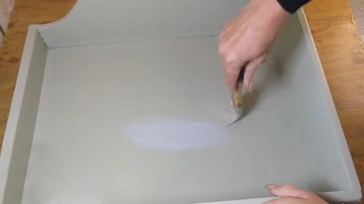 Креативный способ использования ящика от старого шкафа