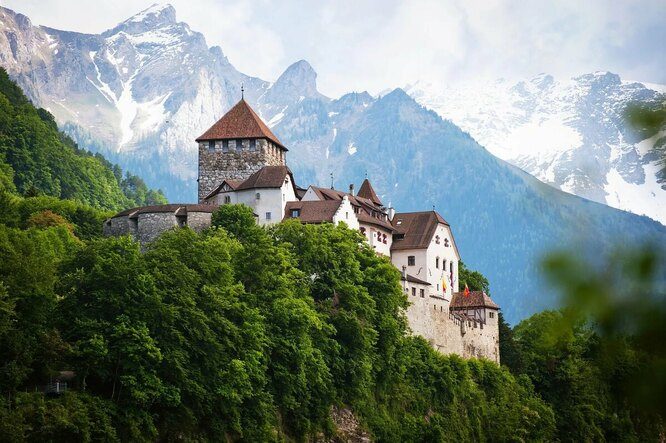 Маленькая страна: 10 самых миниатюрных государств мира