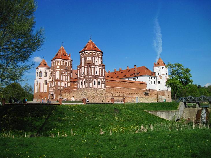 Мирский замок: исключительный образец самобытной белорусской готики Средневековья