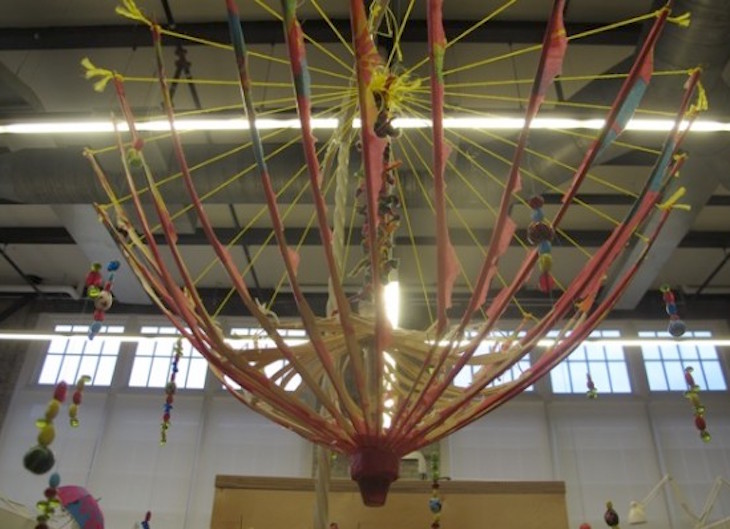 Новое применение старому зонту: 14 любопытных идей для дома и дачи