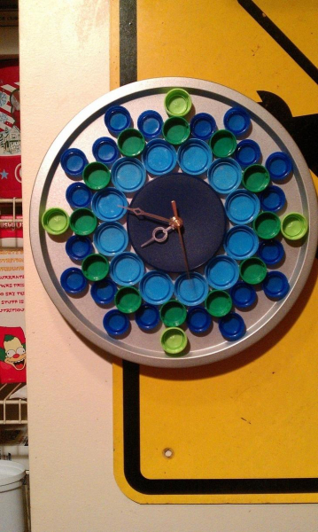 Оригинальные поделки из крышек от бутылок своими руками