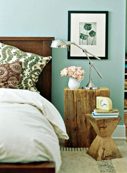 Пни, стулья, чемоданы: 28 альтернатив прикроватной тумбе
