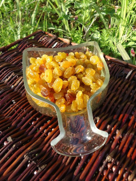 Поделки из стеклянных бутылок