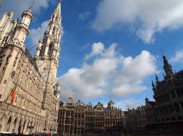 Самые красивые и необычные площади мира