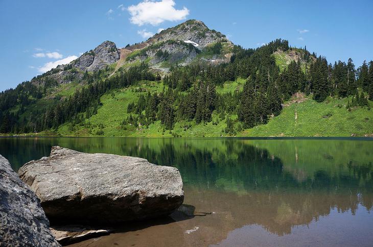 Самые красивые озера Америки: 10 мест, которые достойны вашего внимания