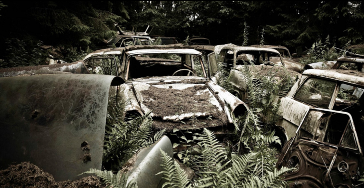 Самые впечатляющие кладбища вещей со всего света