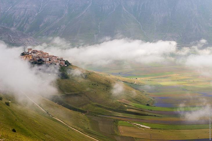 ТОП-10 городов, уютно затерявшихся высоко в горах