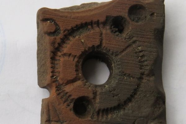 10 загадочных артефактов, найденных в России и в Сибири