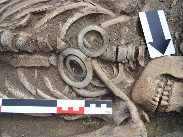 10 загадочных артефактов, найденных в России и в Сибири