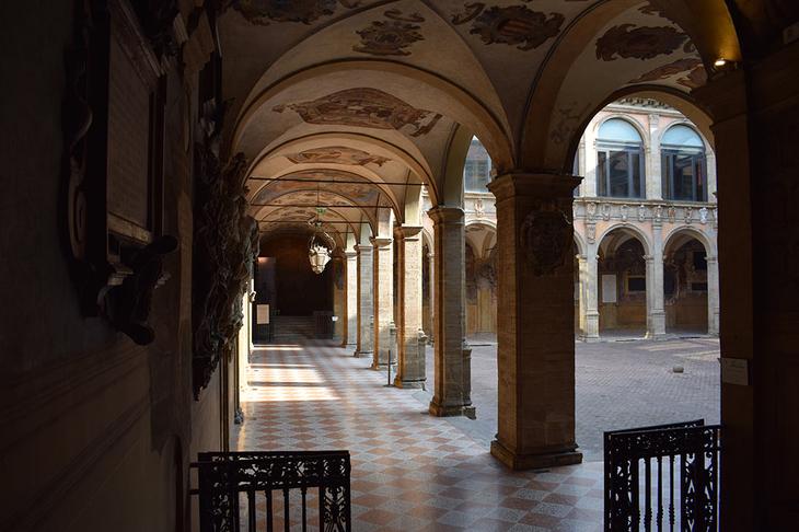 Достопримечательности Болоньи: что посмотреть в кулинарной столице Италии