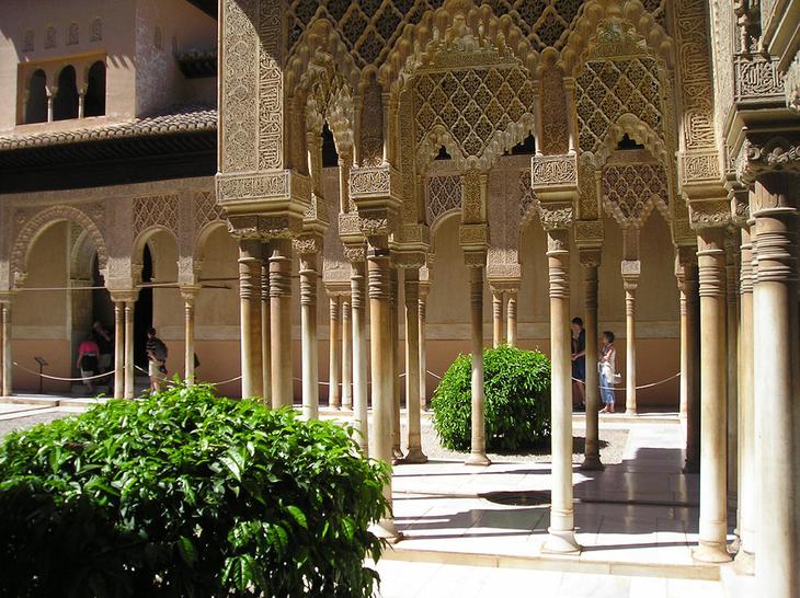 Гранада – жемчужина испанской Андалусии: интересные места и достопримечательности