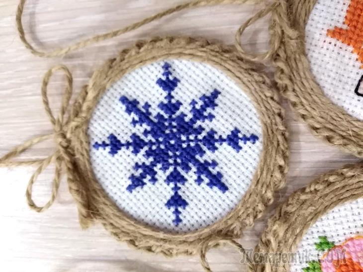 Игрушки на елку. Проще некуда!