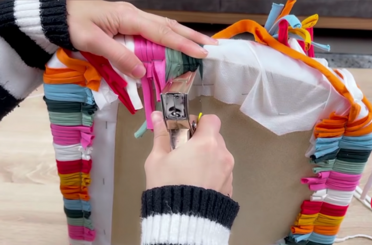 Крутой способ обновления стульев