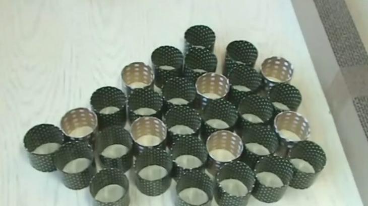 Новогодняя идея из картонных втулок