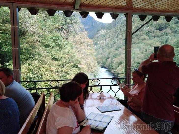 Однодневная экскурсия по Абхазии из Сочи. А впечатений много