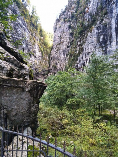 Однодневная экскурсия по Абхазии из Сочи. А впечатений много