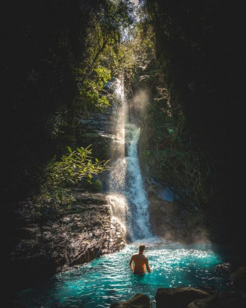 Потрясающие скальные водопады Зелёного континента