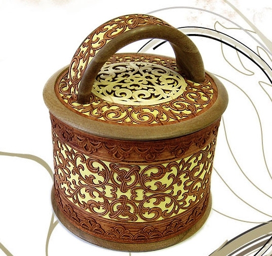 Великолепная резьба по бересте