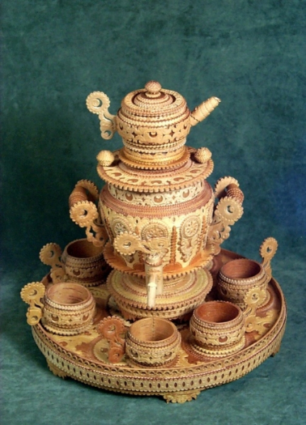 Великолепная резьба по бересте