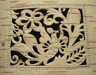 Великолепная резьба по бересте