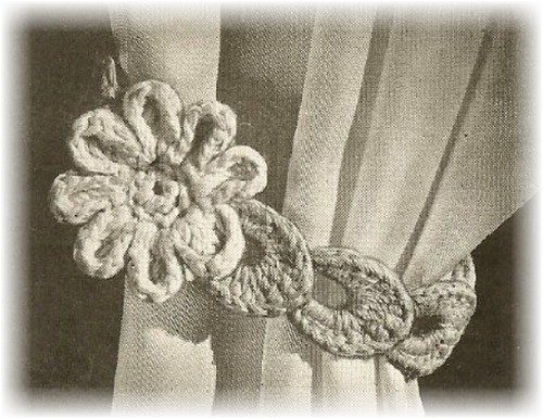 Вязаные изделия в интерьере