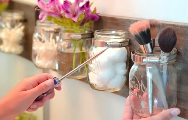 Вторая жизнь стеклянных банок