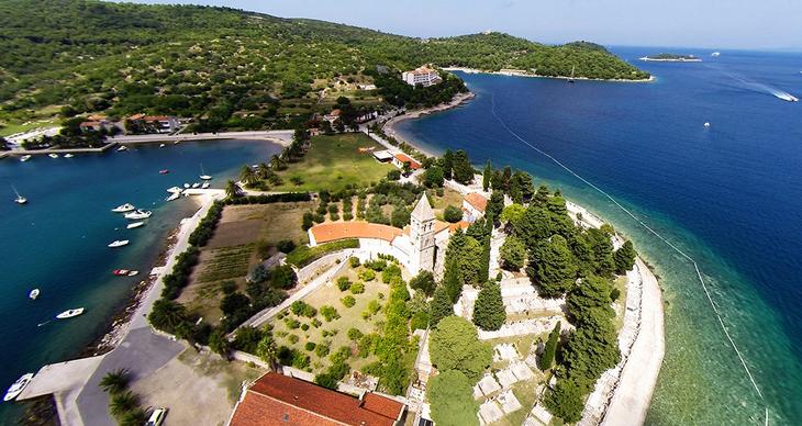 10 потрясающе красивых островов Хорватии, где можно отдохнуть от суеты
