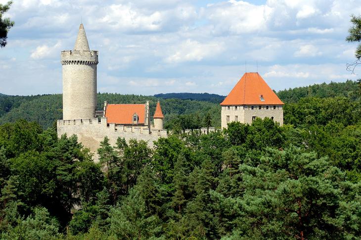 10 самых красивых замков Чехии