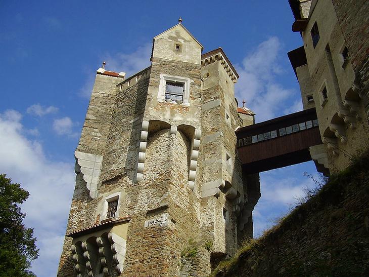 10 самых красивых замков Чехии