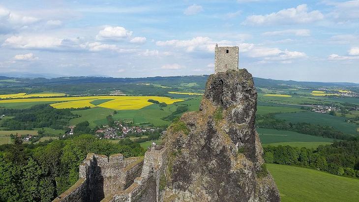 10 самых красивых замков Чехии