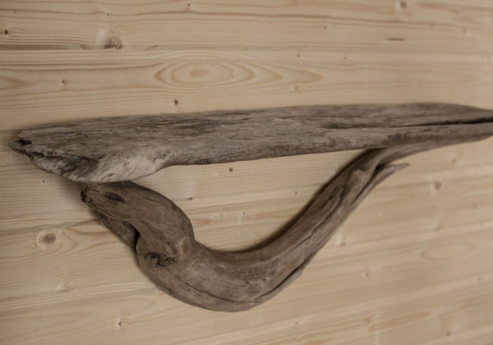 20 потрясающих полок из коряг, которые выглядят, как настоящие произведения искусства