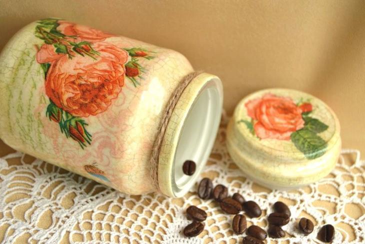 Декупаж стеклянной банки — мастер класс с пошаговой инструкцией