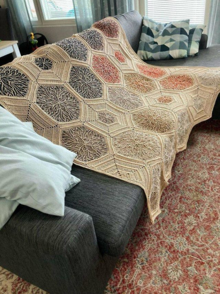 Интересные вязаные вещицы