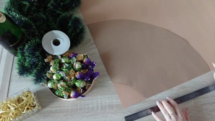 Ёлочка с сюрпризом