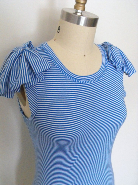 Как украсить футболку — даем вторую жизнь старым футболкам