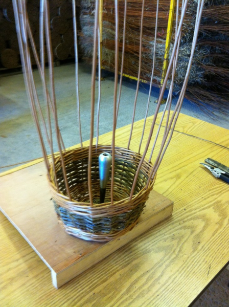 Корзина на все случаи жизни своими руками