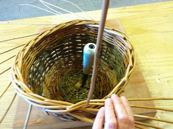 Корзина на все случаи жизни своими руками